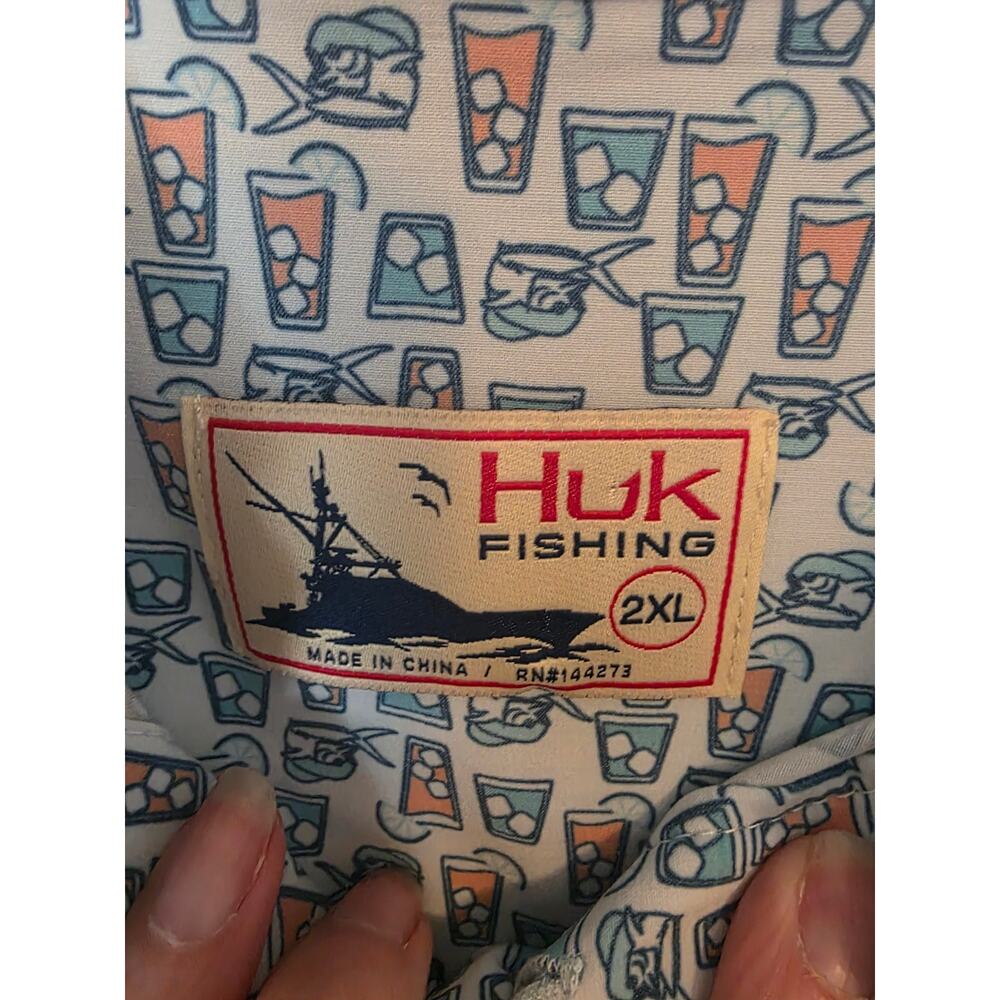HUK Fishing Men's Novelty Drink Short Sleeve Button Down Shirt XXL - Picture 3 of 5